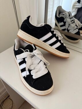 Adidas Orginal Campus 00s
